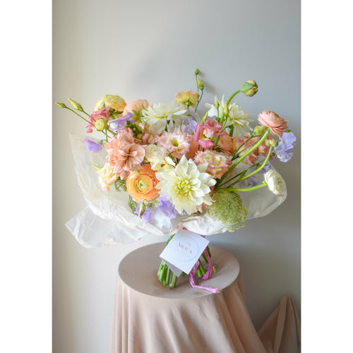 Flower delivery: Fresh premium floral bouquets